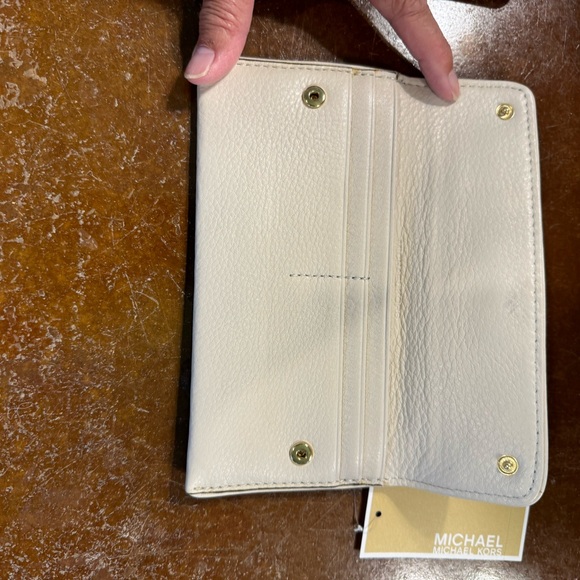 MK wallet - off white - Picture 2 of 5